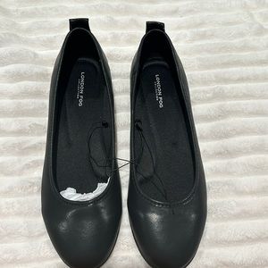 New London Fog Black Flats with memory Foam Soles.